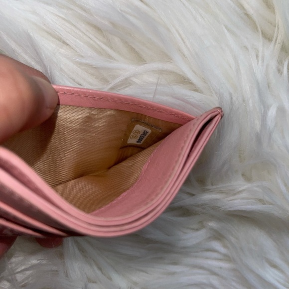 Chanel cardholder in pink - Picture 7 of 7